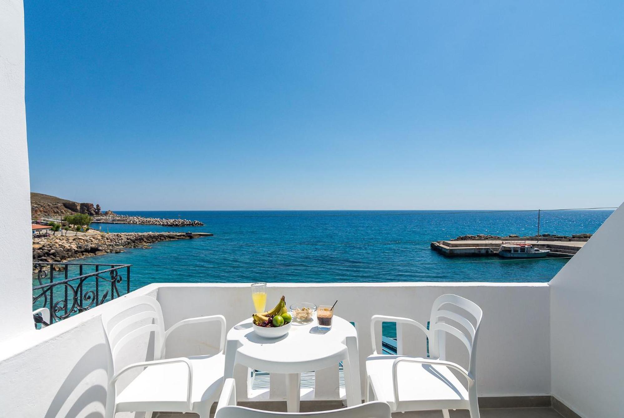 الشقق الفندقية Khóra Sfakíonفي  Livikon By The Sea المظهر الخارجي الصورة